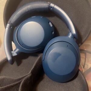 Blue Sony  Wireless  noise canceling  Over-Ear Headphones